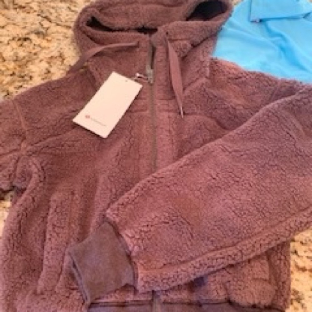 Brand New Lululemon Sweet and Sherpa Jacket (S)